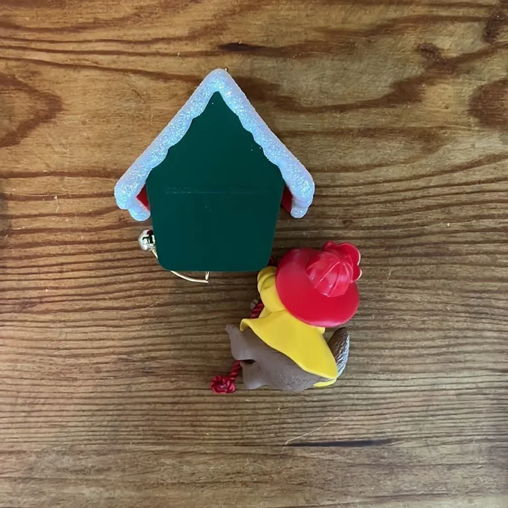 Hallmark Keepsake Ornament Calling all Firefighters mouse pulling fire bell 2002